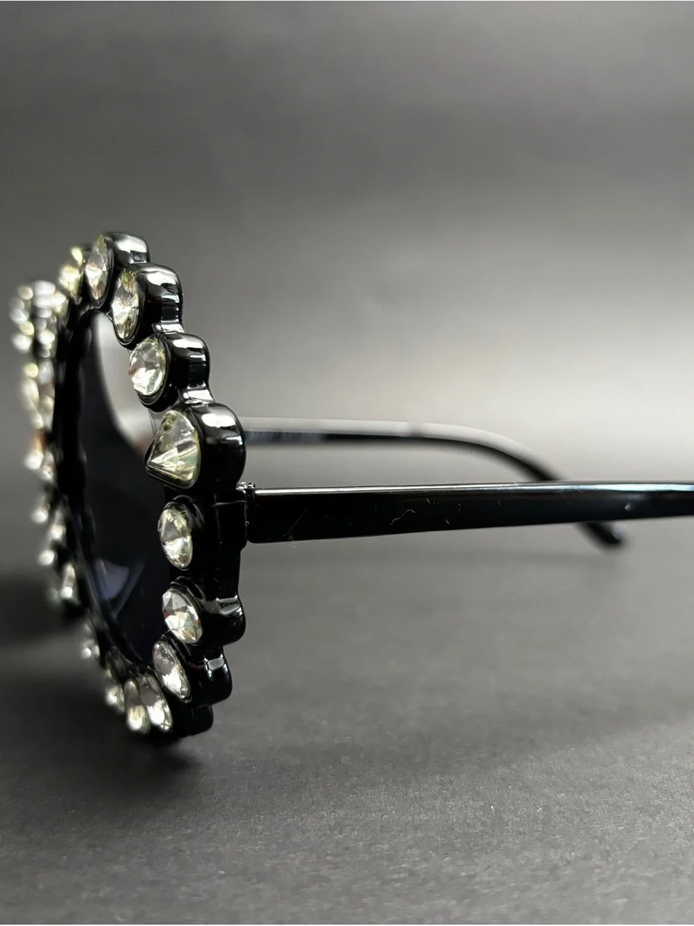 Crystal-Embellished Round Black Sunglasses